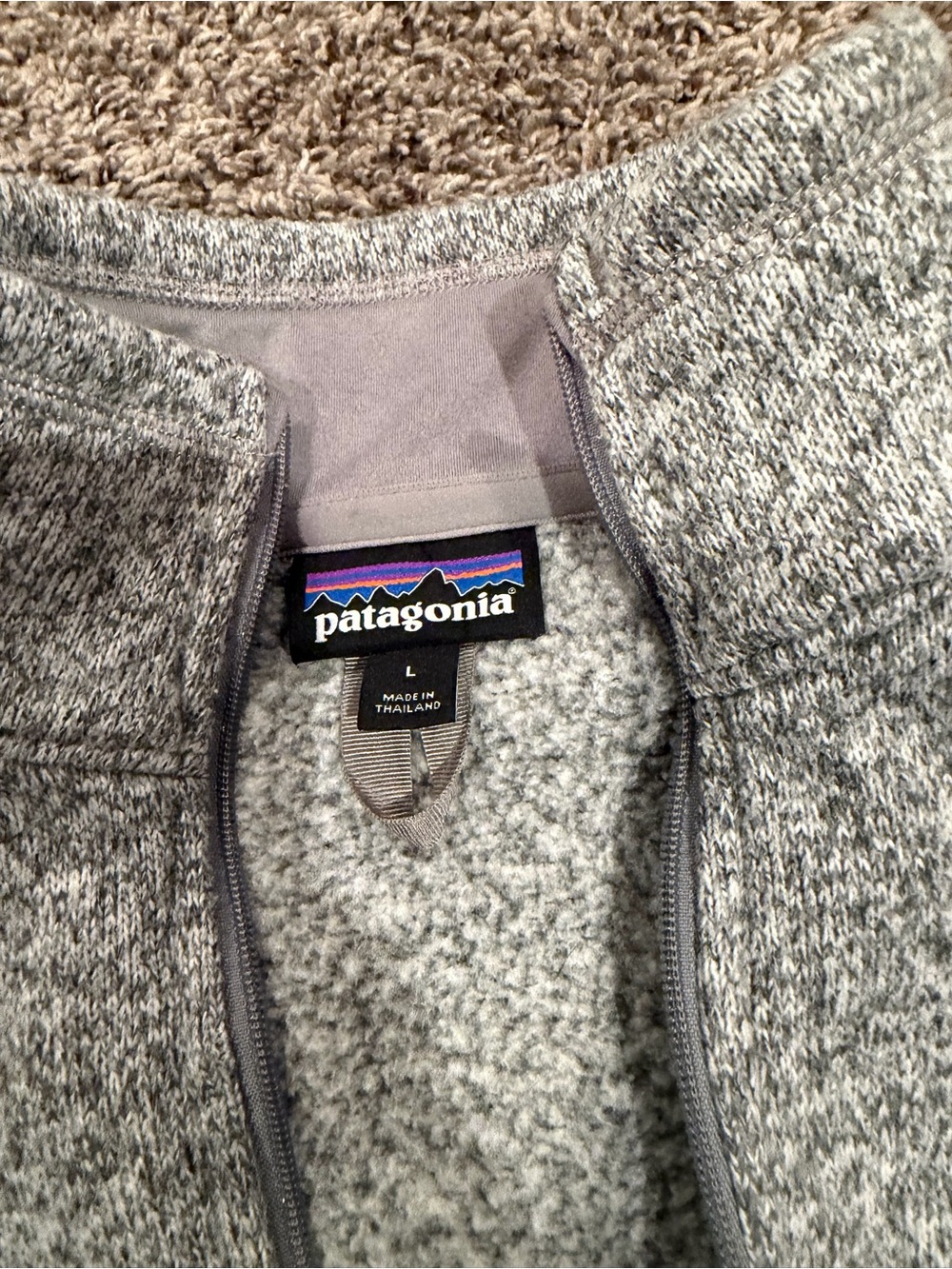 Patagonia Women’s Heather Gray Zip-Up Fleece Jacket
